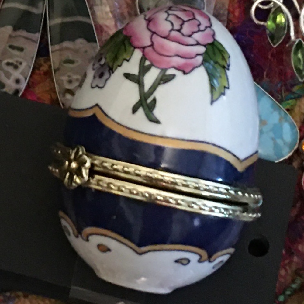 Limoges Trinket Box Egg - Larger Floral Decoration- Gold Stamp Inside -CLEARANCE